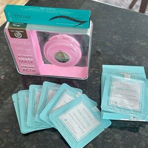 FOREO UFO Mini Smart Mask Device in Pink with Mask Sachets